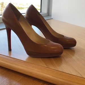 Christian Louboutin Caramel Pumps Size 36.5 EUC